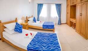 One Bedroom Twin Bed Apartment