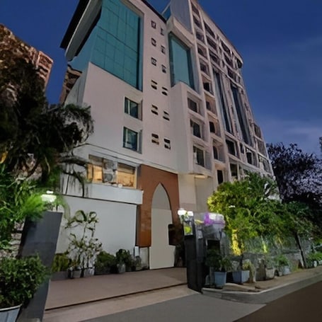 Fachada de la propiedad