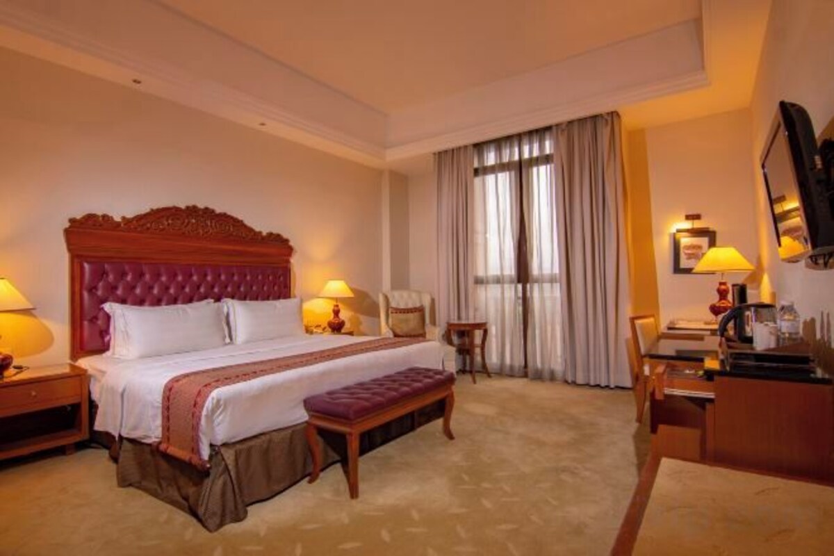 Superior King Room