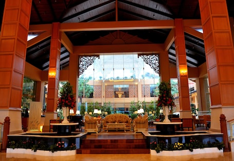 Lobby. Royale Chulan Kuala Lumpur