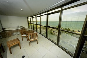 Suite, 1 King Bed, Balcony, Oceanfront | Balcony - Best Western Premier Maceió (Maceió)