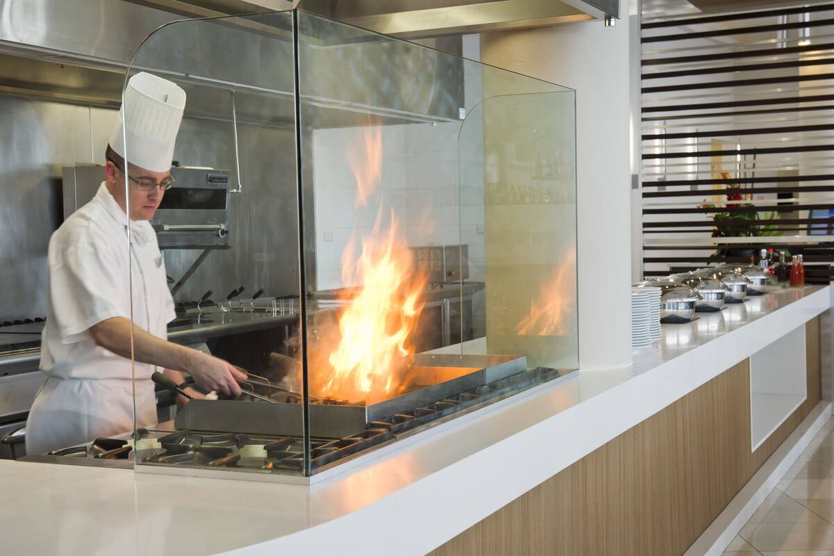 breakfast, lunch and dinner served