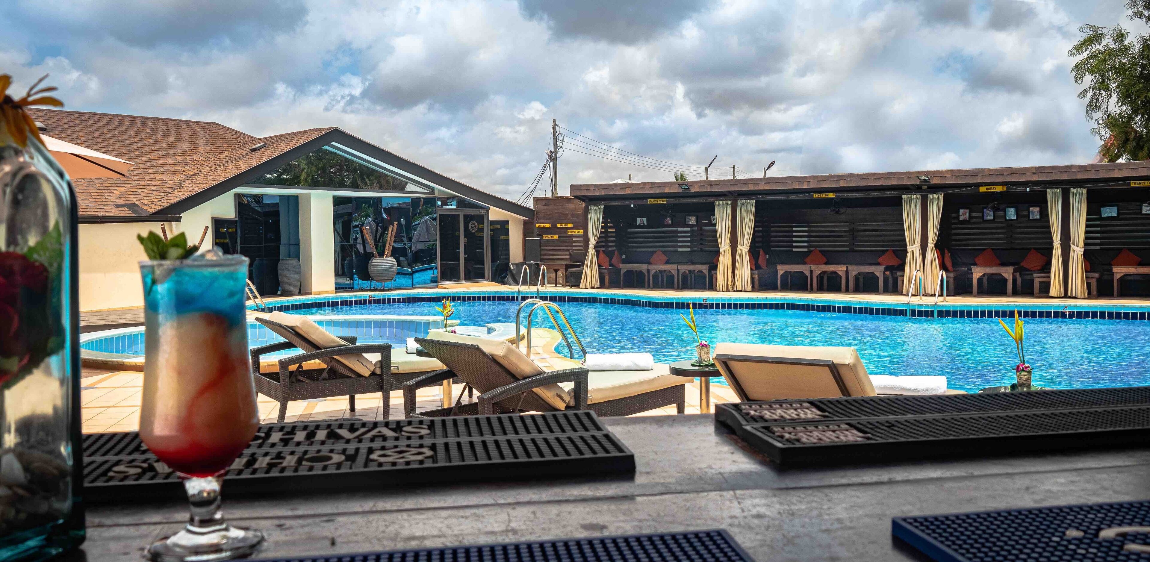 المنشأة من الخارج