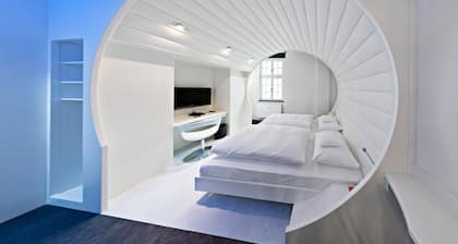 V8 Hotel Classic Motorworld Region Stuttgart