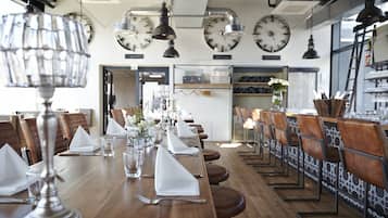 4 restaurants, lunch, dinner served; Regional cuisine