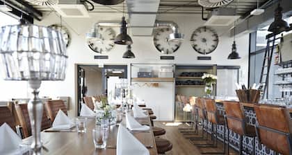 V8 Hotel Classic Motorworld Region Stuttgart