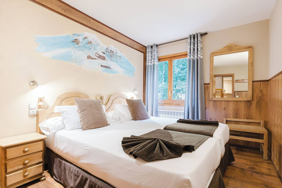 Appartement, 2 chambres, vue sur le fleuve | 1 chambre, couette en duvet