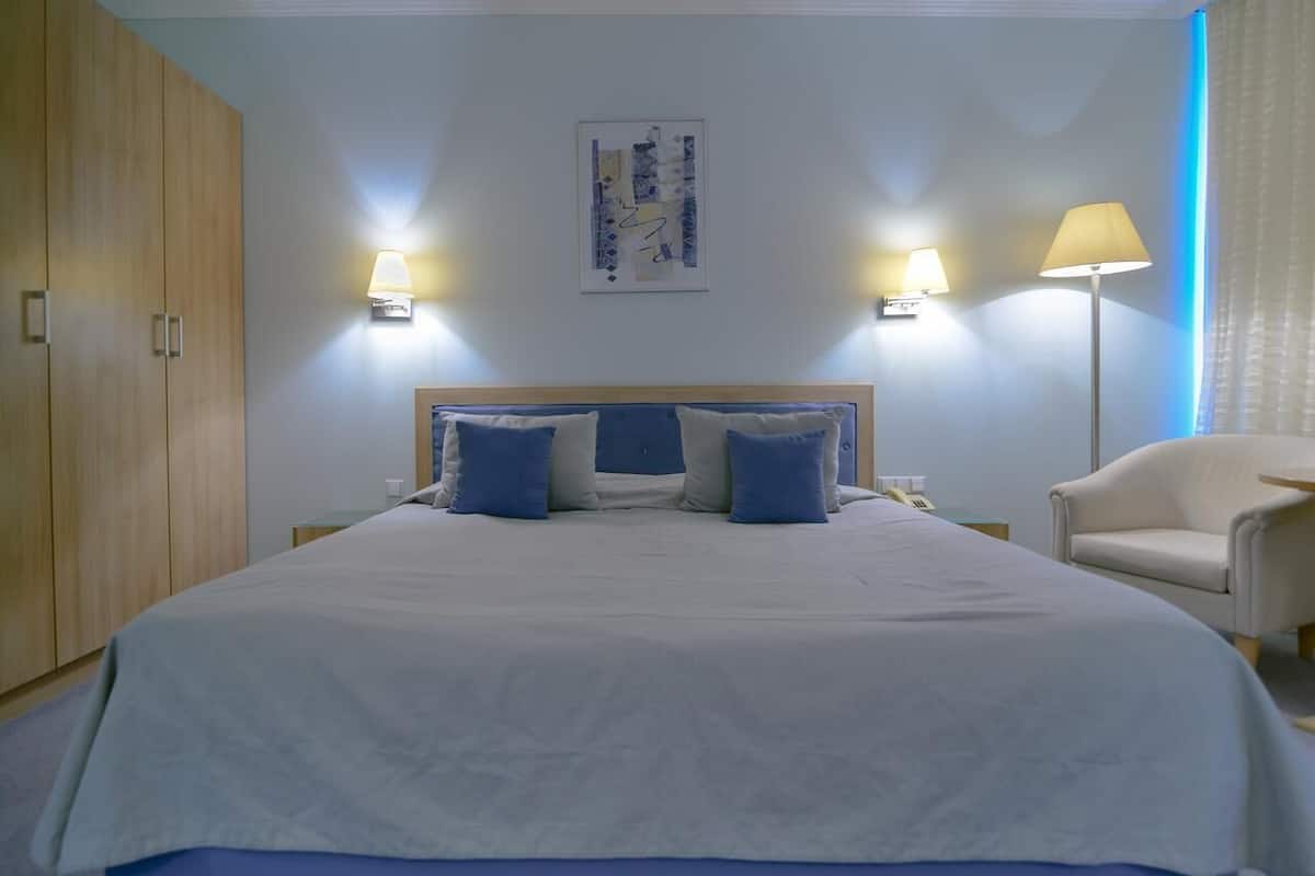 minibar, in-room safe, desk, iron/ironing board