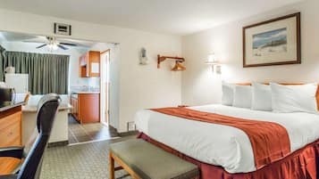 Standaard kamer, 1 queensize bed, niet-roken | Een bureau, een strijkplank/strijkijzer, gratis wifi, beddengoed