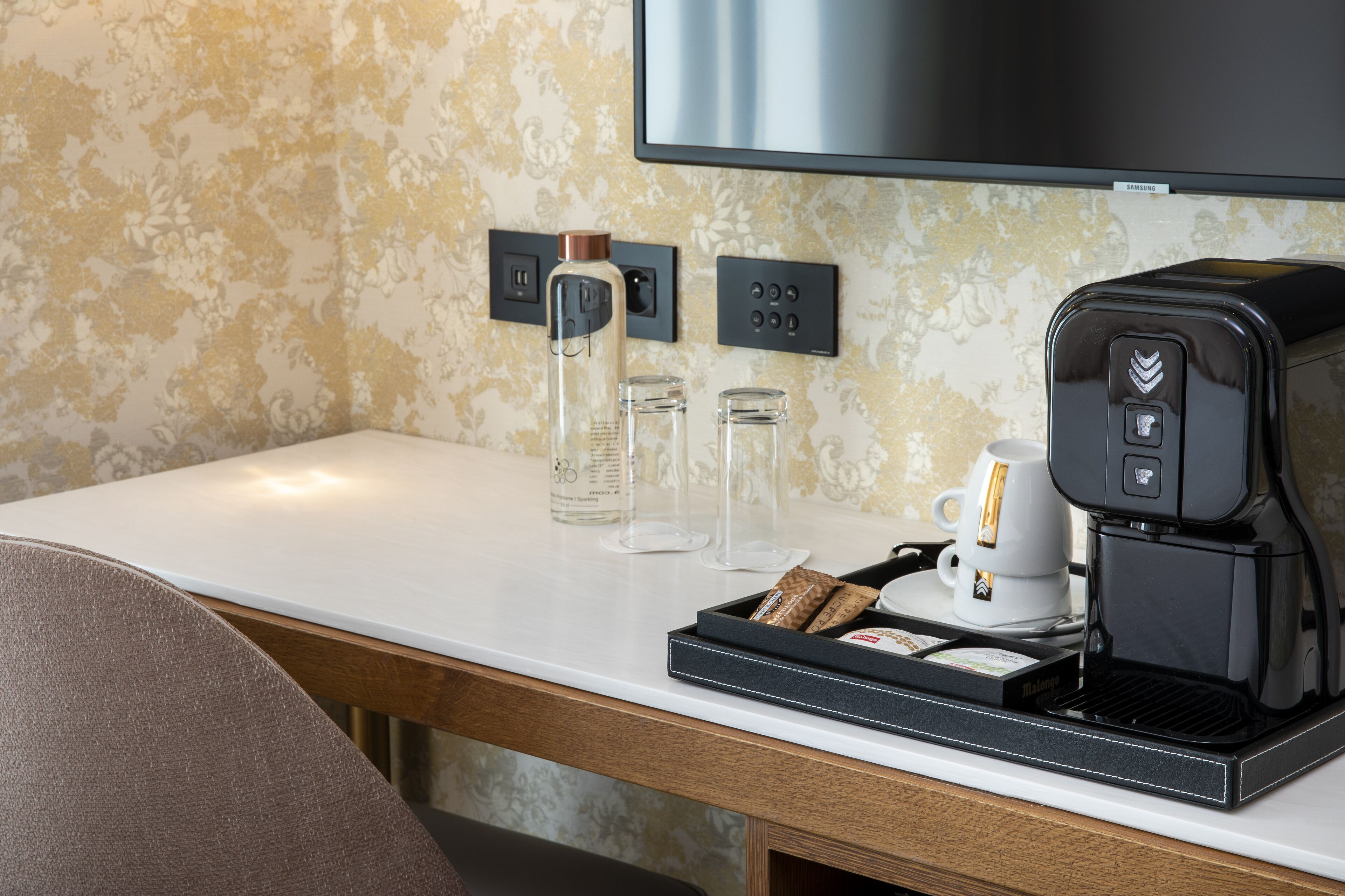 superior double room | room amenity