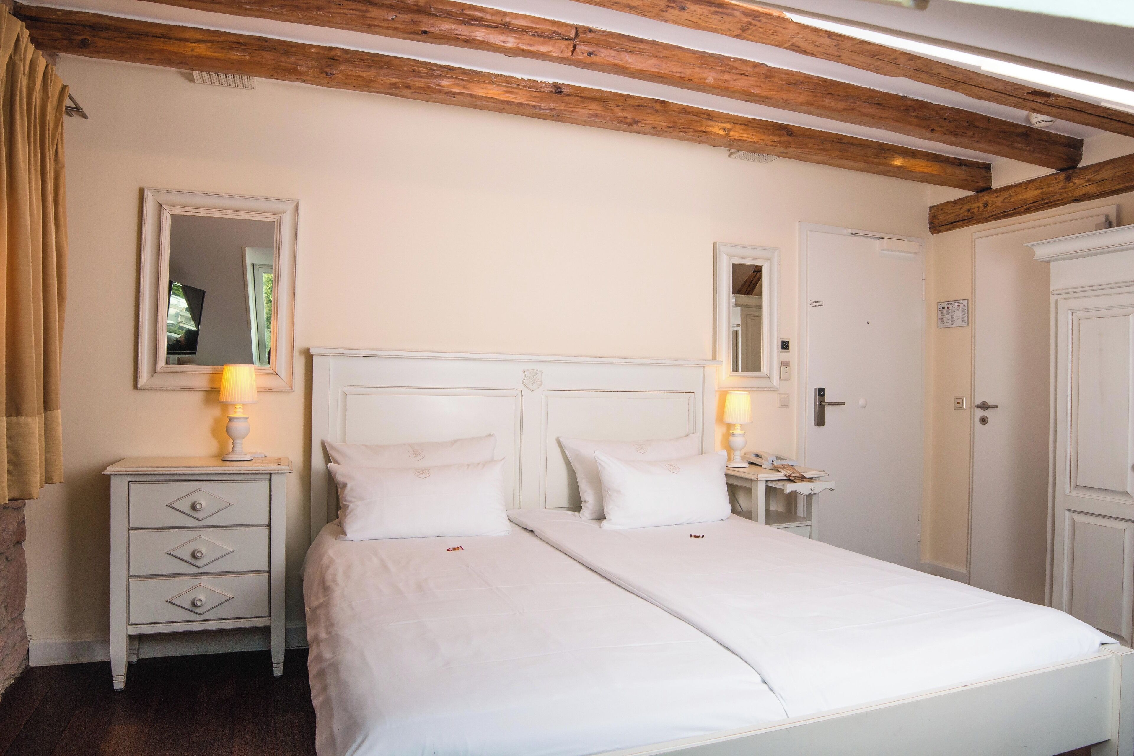 Superior Double Room  Attic | Hypo-allergenic bedding, memory foam beds, in-room safe, desk