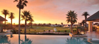 Bon Hotel Shelley Point