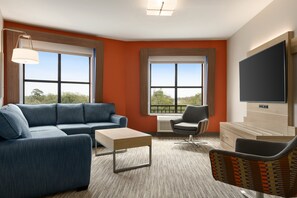 Ropa de cama de alta calidad, caja fuerte, escritorio