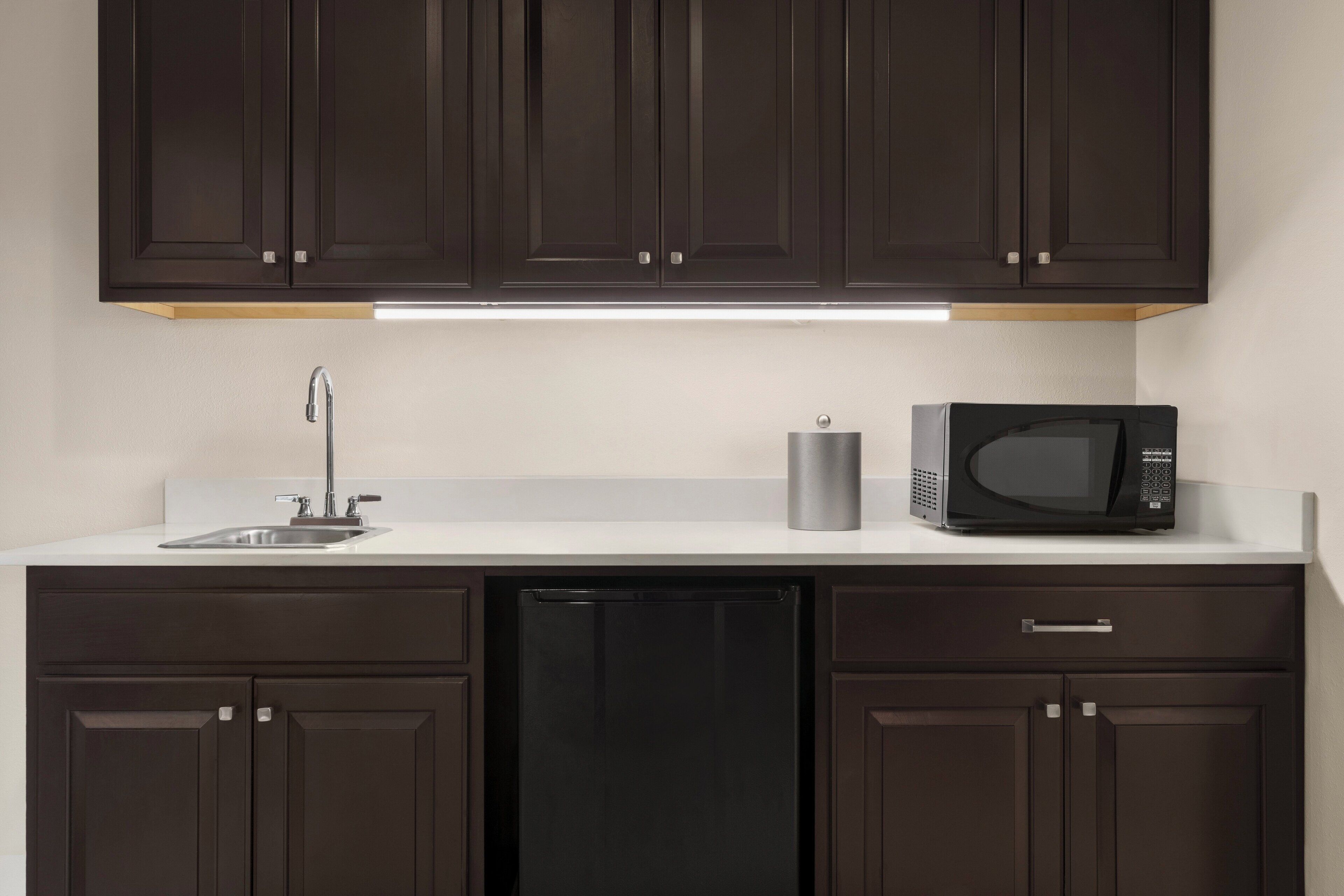 1 bedroom, premium bedding, in-room safe, desk