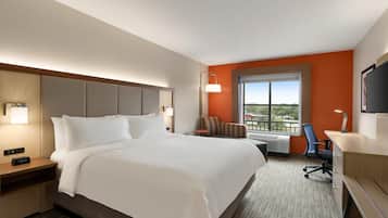 Sengetøy av topp kvalitet, safe på rommet og skrivebord