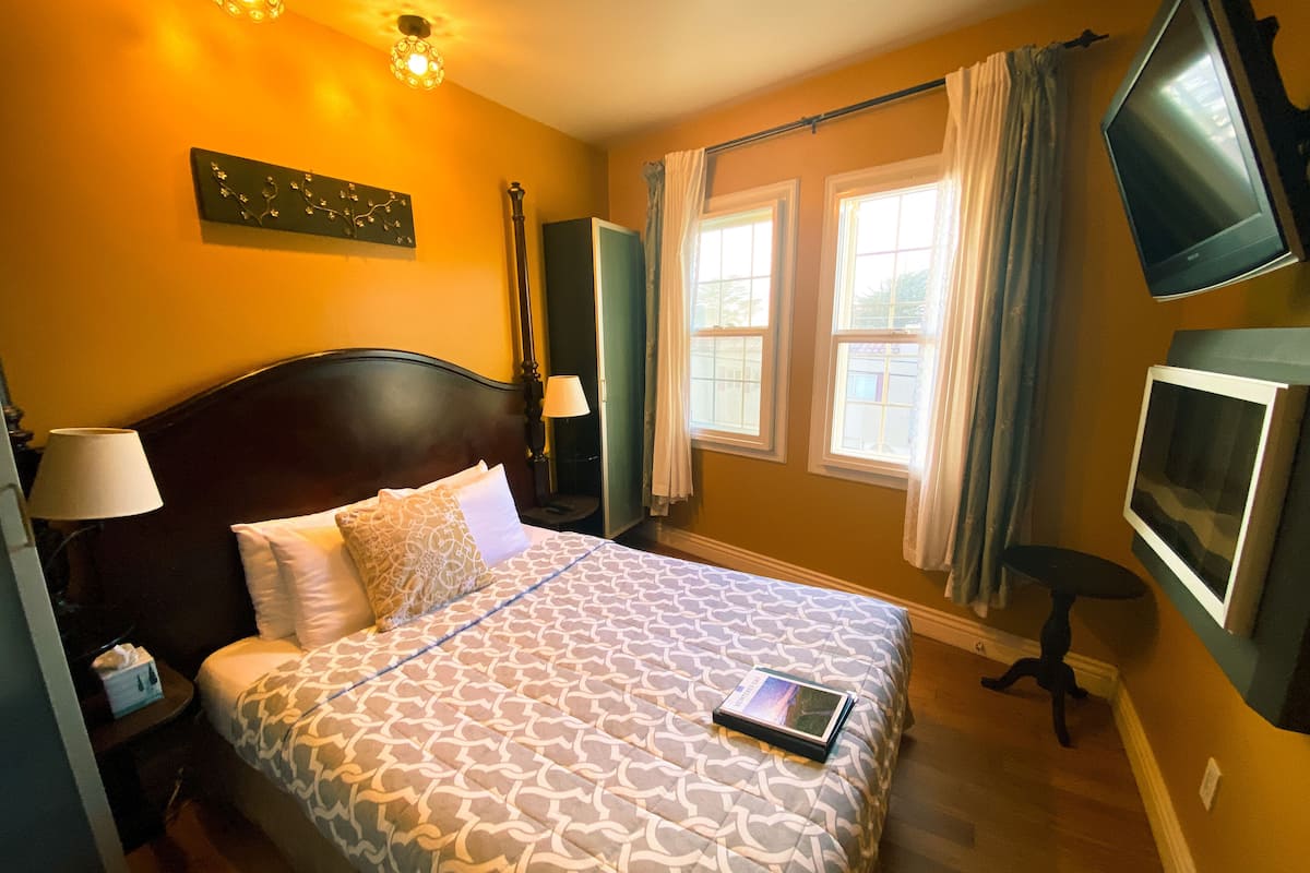 Rum - 1 queensize-sÀng (Third Floor) | 1 sovrum, sÀngtillbehör av högsta kvalitet och memory foam-madrasser
