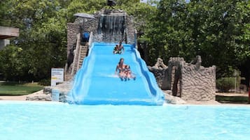 Toboggan aquatique