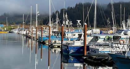 Harborview Inn & RV Park