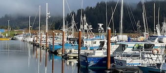 Harborview Inn & RV Park