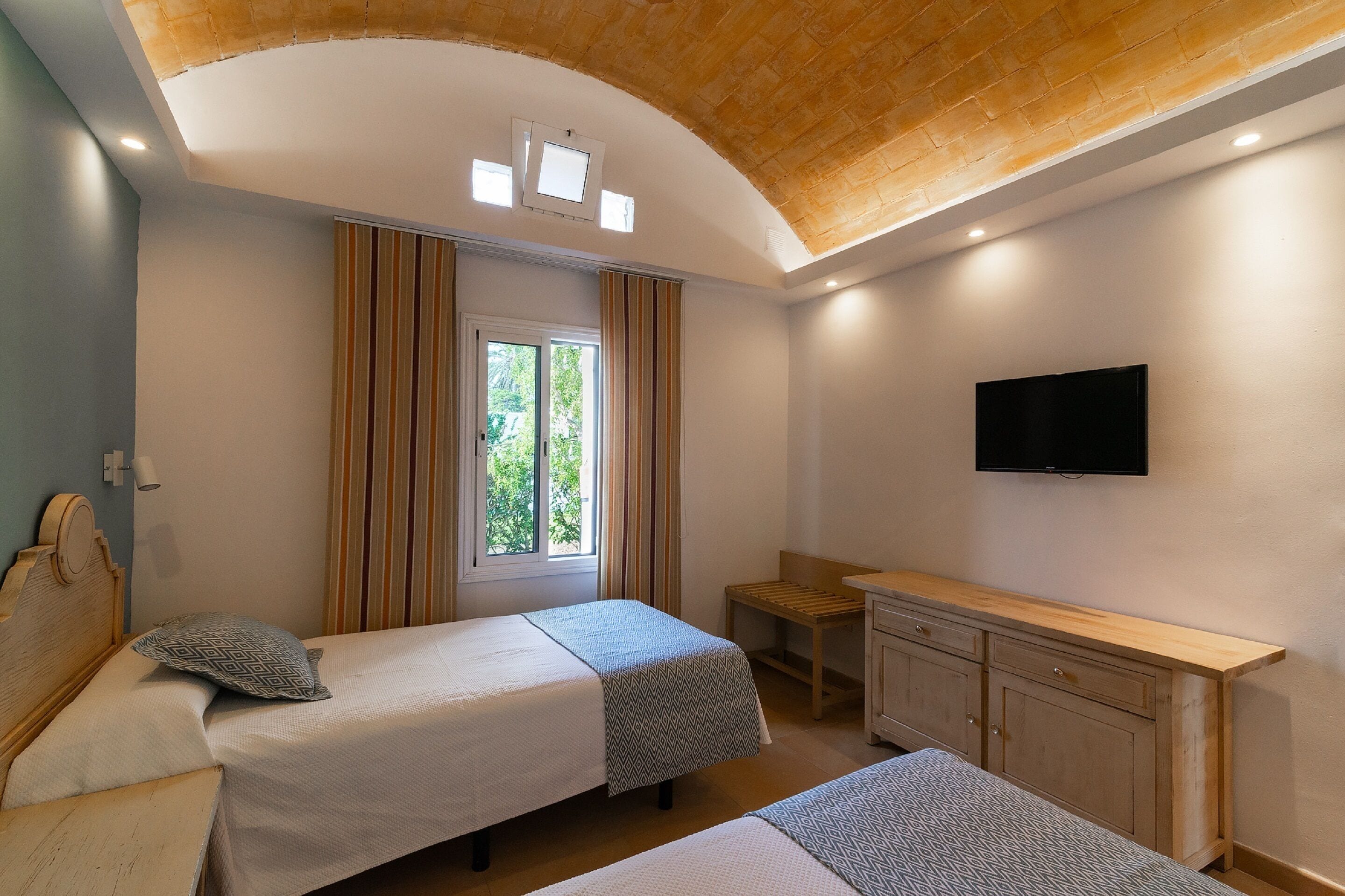 Wifi gratis y ropa de cama 