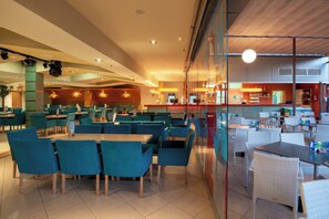 Snack bar