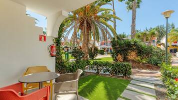 Deluxe Bungalow, 1 bedroom | Terrass/Patio