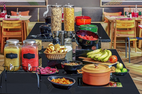 Buffet breakfast for a fee