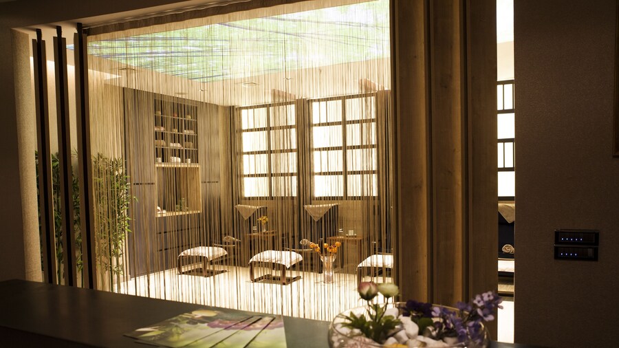 Midas Hotel