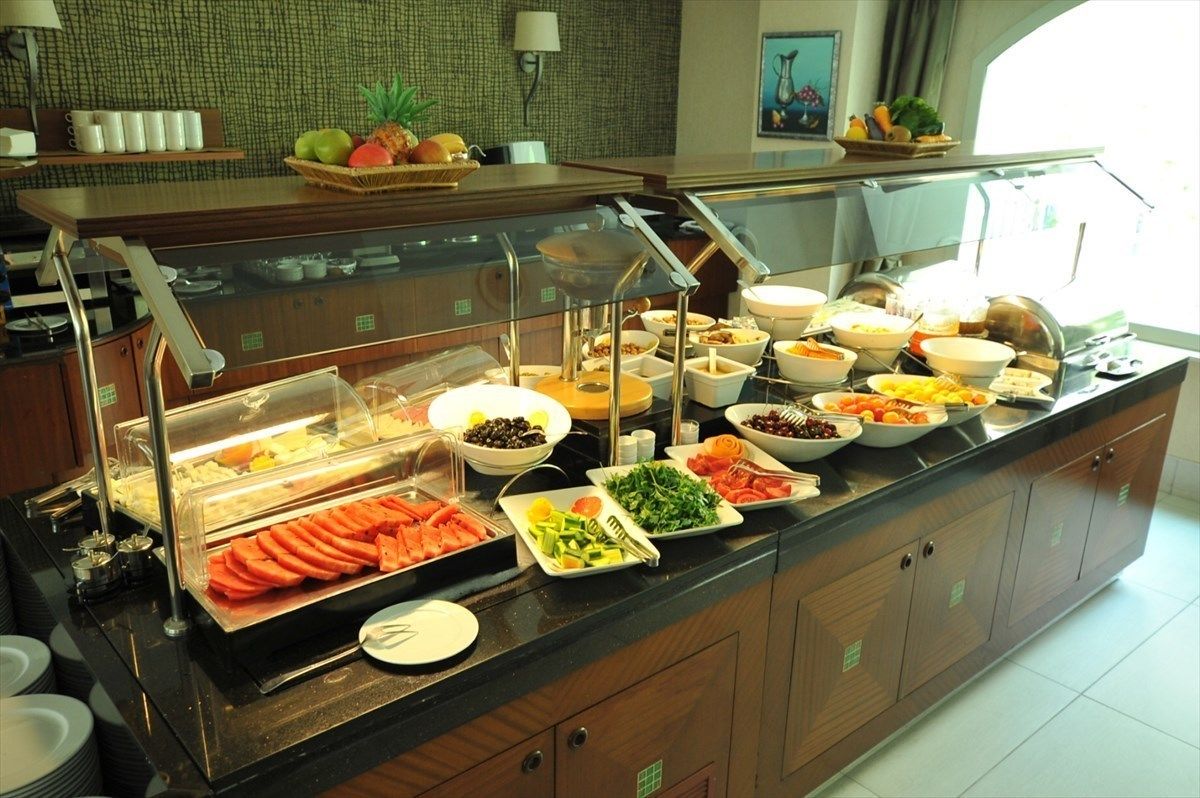 Tägliches inbegriffenes Frühstücksbuffet