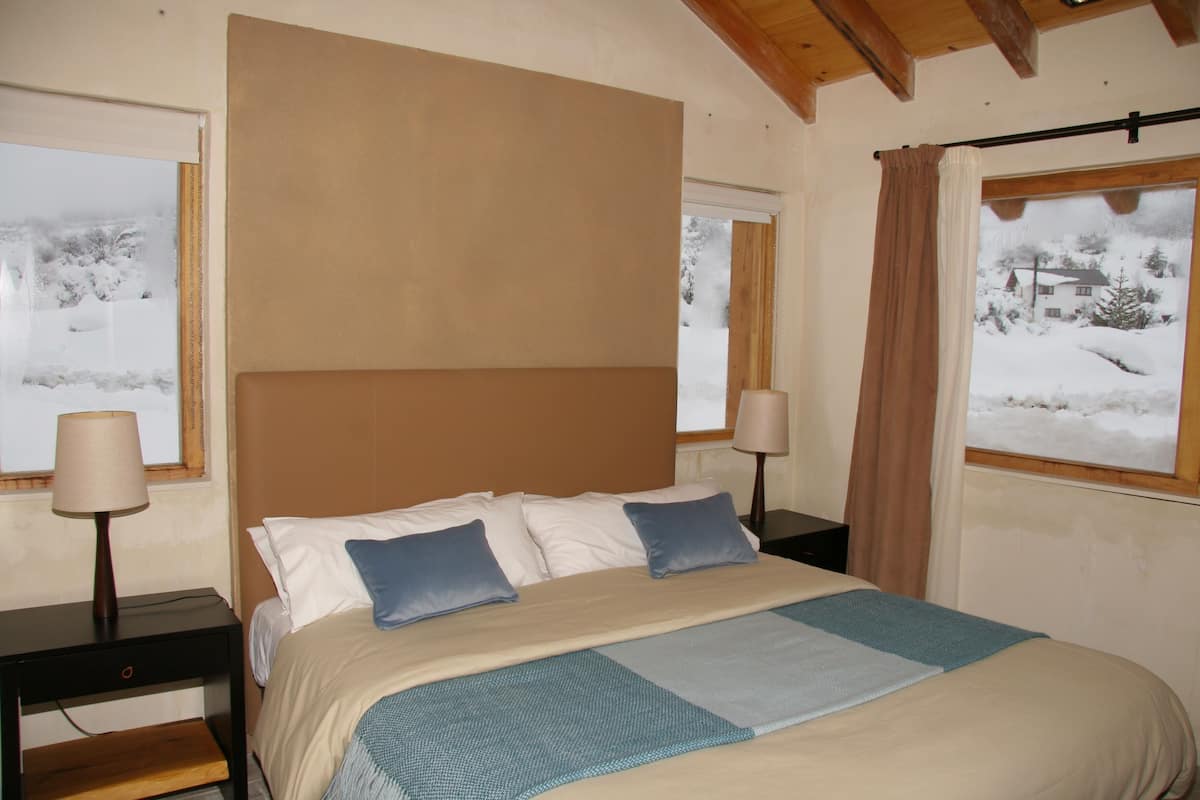 Deluxe-Zimmer, Mehrere Betten, Bergblick (Luxury Residence 4 Bedr 3 Bath) | 1 Schlafzimmer, hochwertige Bettwaren, Pillowtop-Betten, Minibar