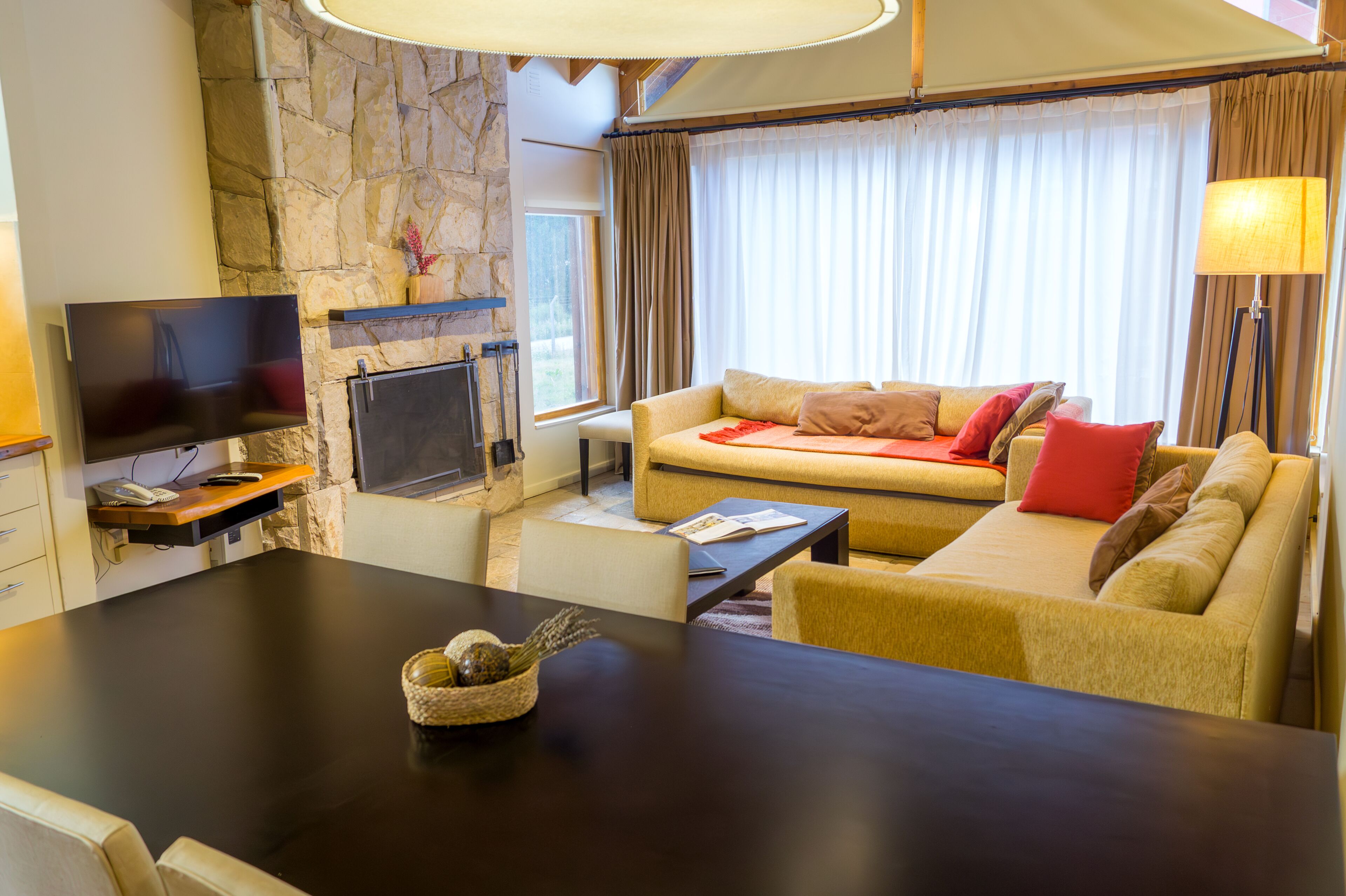 Chambre Deluxe, plusieurs lits, vue jardin (Mountain Residence 3 Bedrooms 2 Baths) | Literie de qualité supérieure, surmatelas, minibar