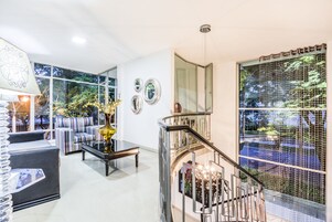 Sala de estar en el lobby