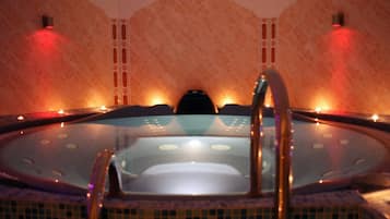 Bañera de hidromasaje interior