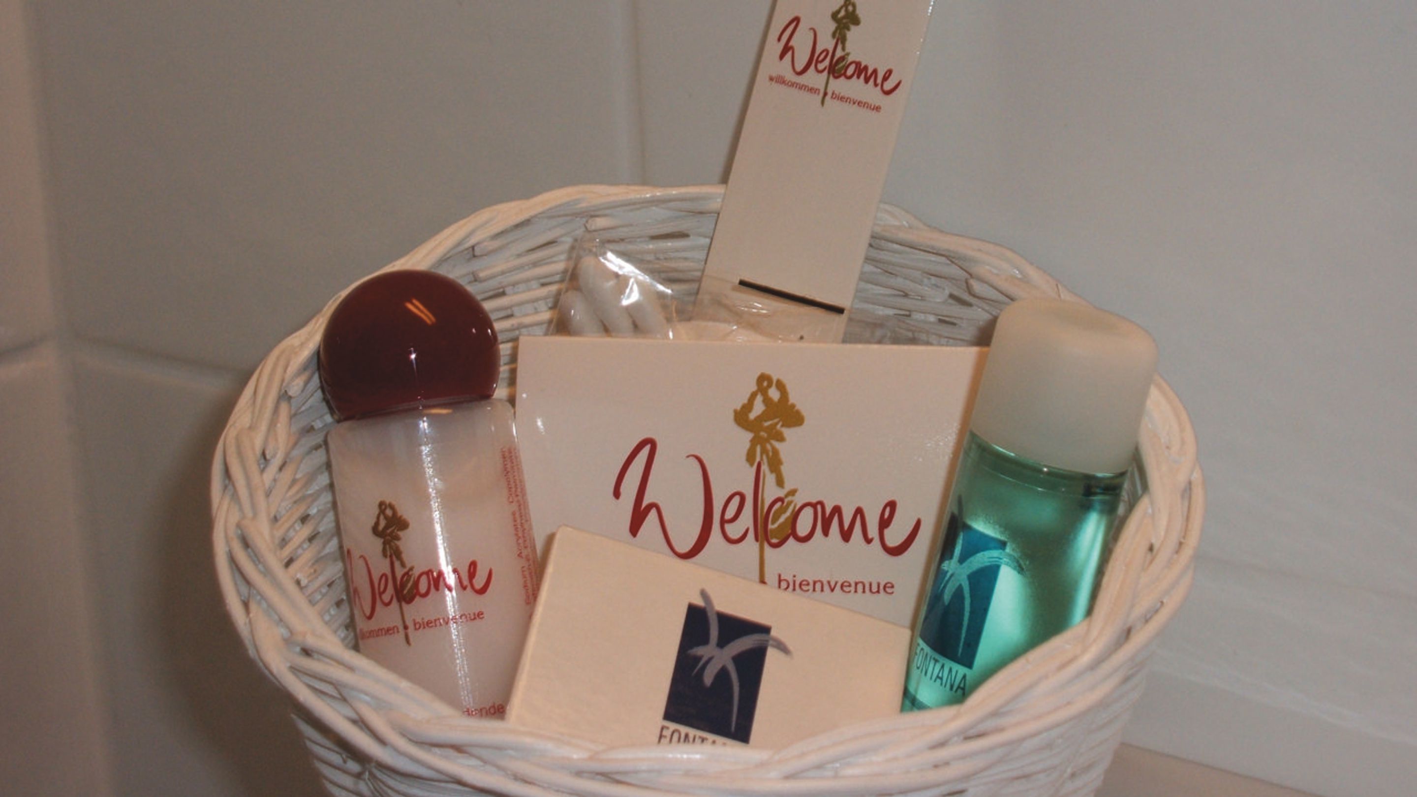 single room | 1 bedroom, desk, free wifi, bed sheets