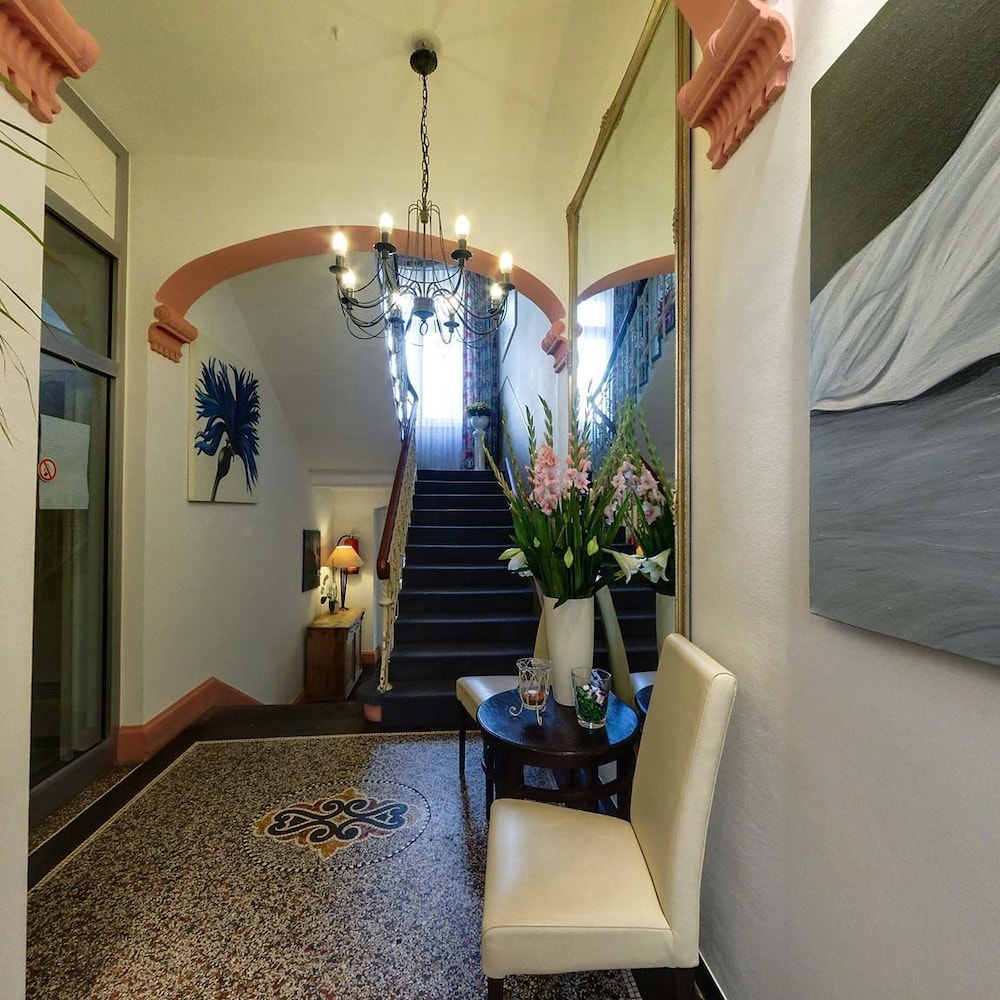 Hotel Regina by null