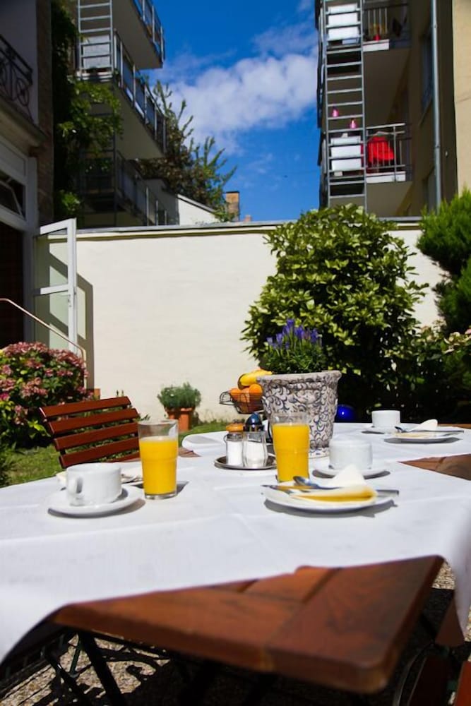 Hotel Regina by null