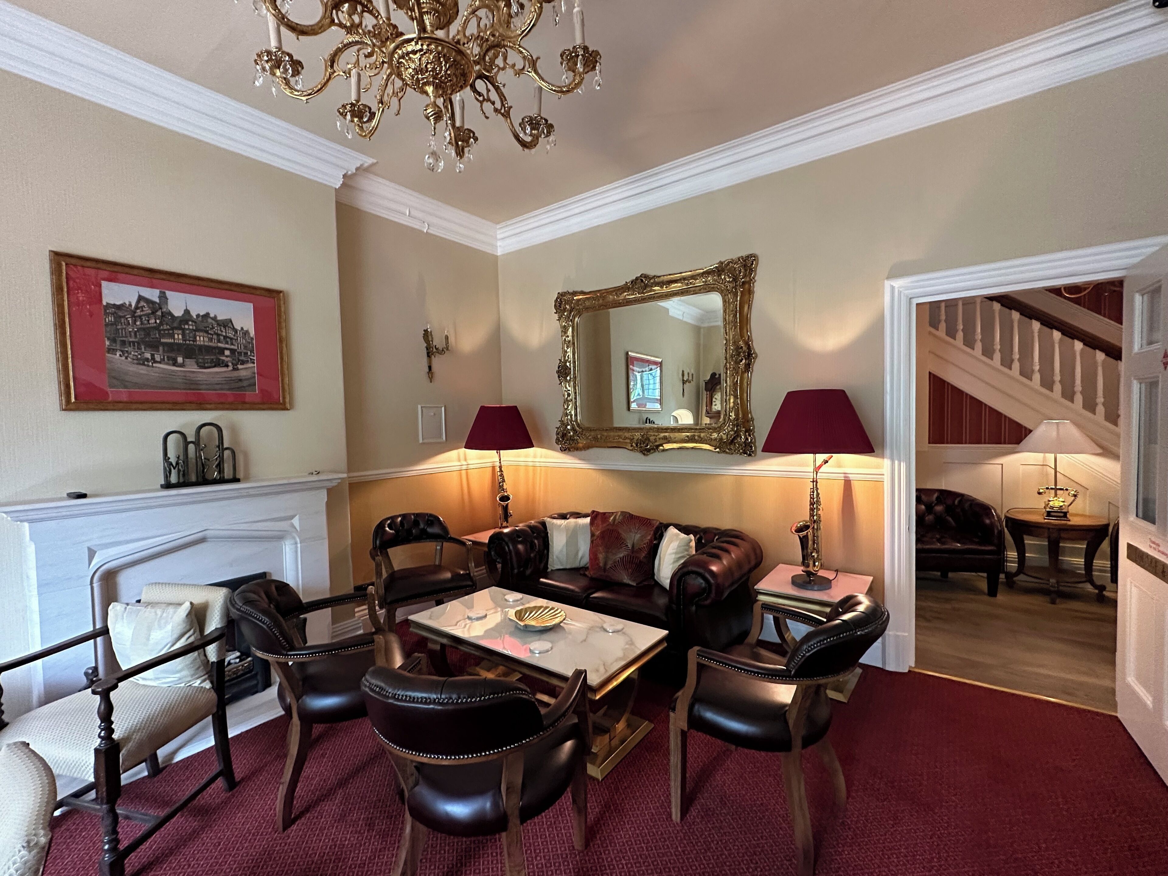 Photo - The Chester Court Hotel