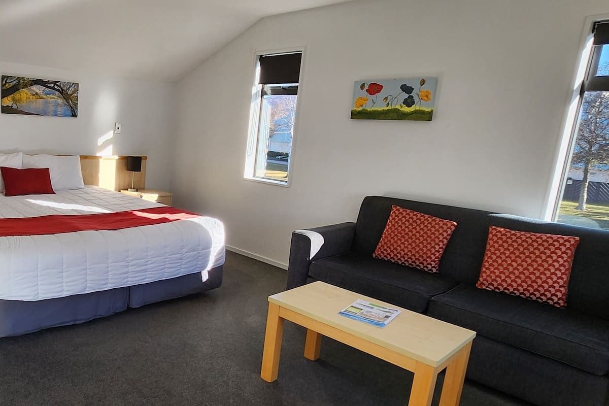 Superior King Studio | 1 bedroom, premium bedding, individually decorated