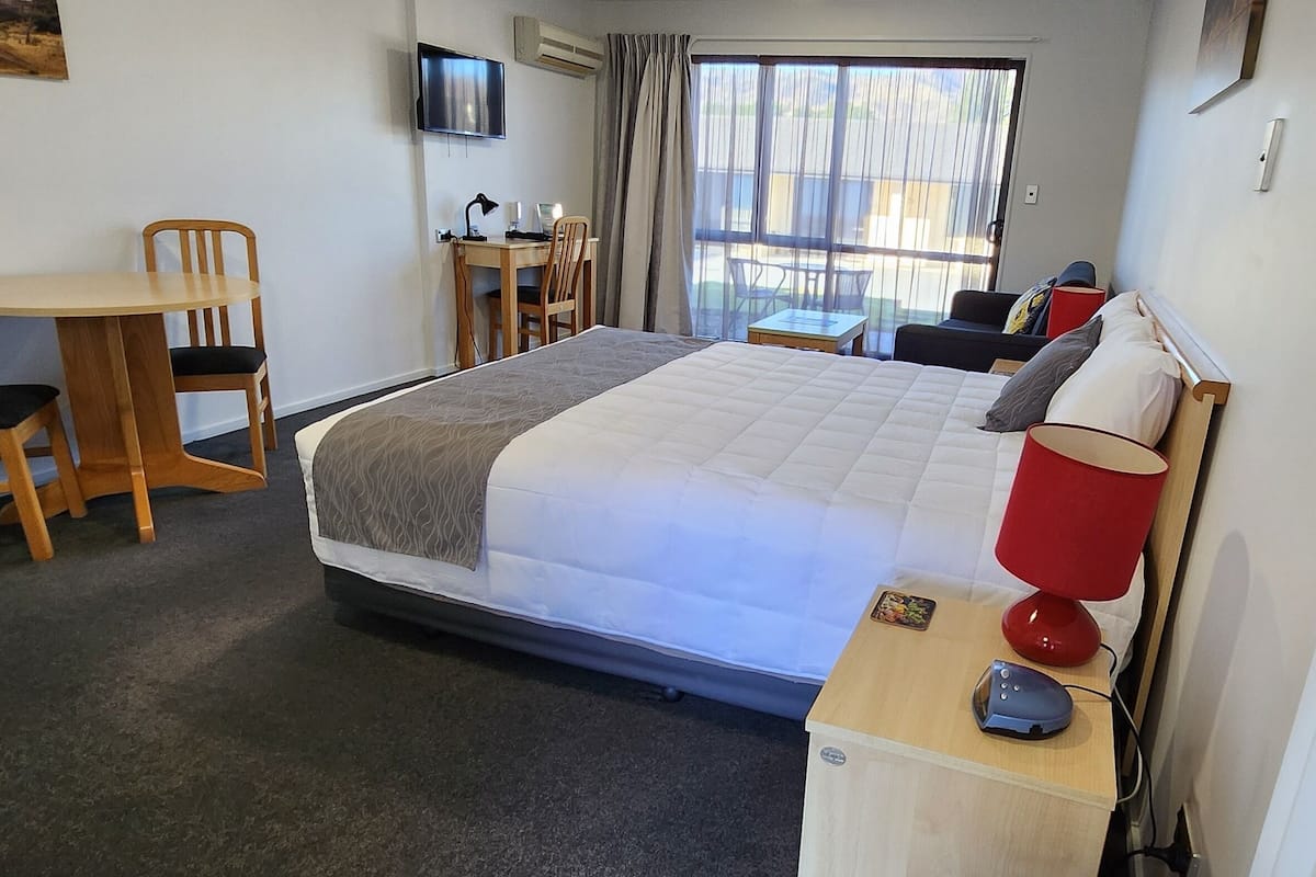 Deluxe Studio | 1 bedroom, premium bedding, individually decorated