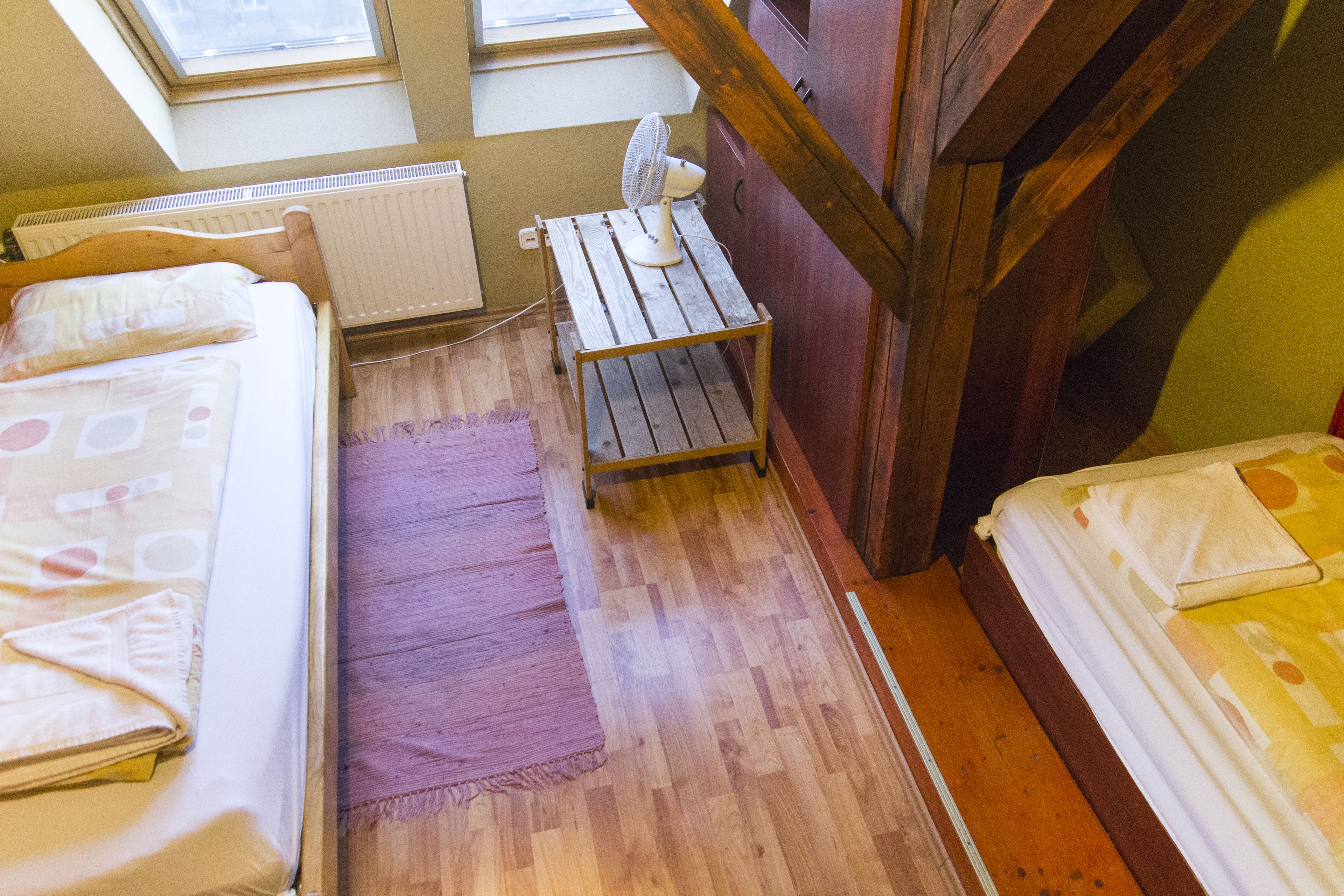 Photo - 7x24 Central Hostel