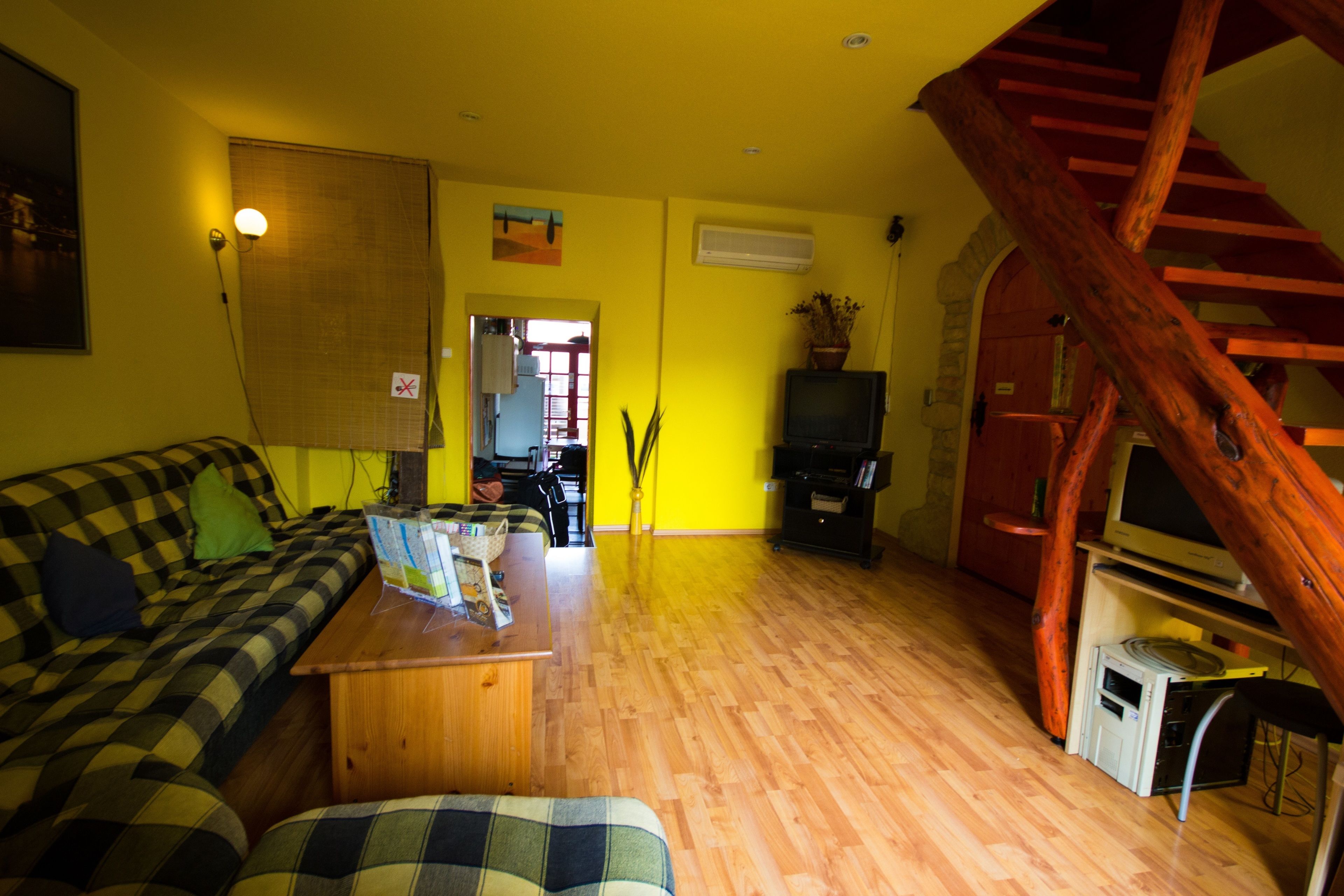 Photo - 7x24 Central Hostel
