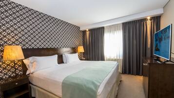 Minibar, in-room safe, desk, soundproofing
