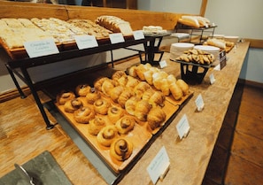 Free buffet breakfast