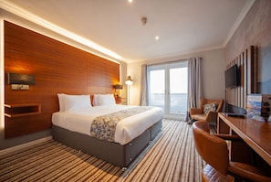 Executive Double Room | Desk, blackout curtains, iron/ironing board, free WiFi - The Highfield Hotel (Houghton le Spring)