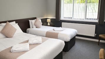 Suite, Ensuite (Bath and Shower)