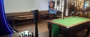 Miscellaneous - The Crewe Arms Hotel (Crewe)