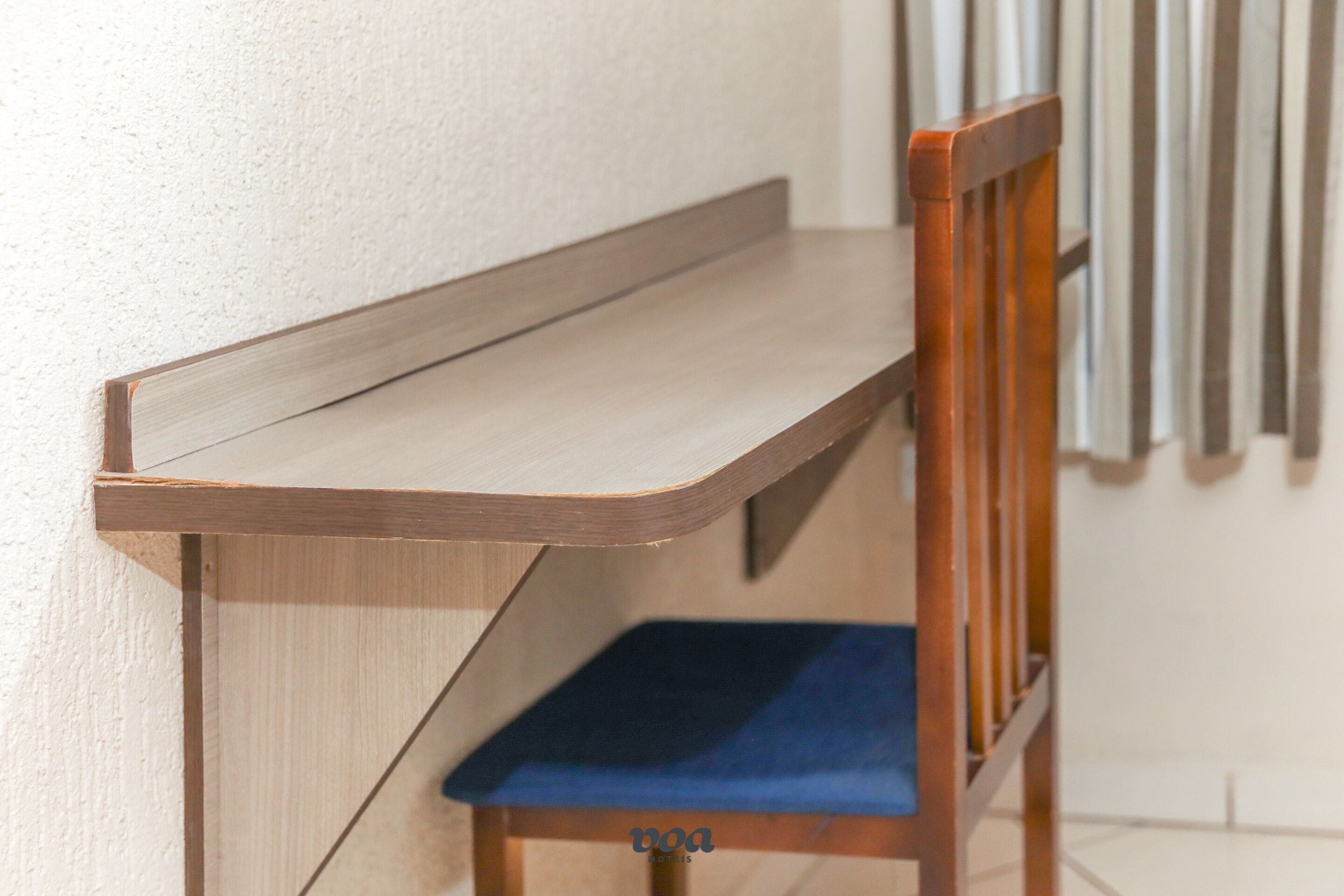 standard twin room | minibar, desk, free wifi, bed sheets