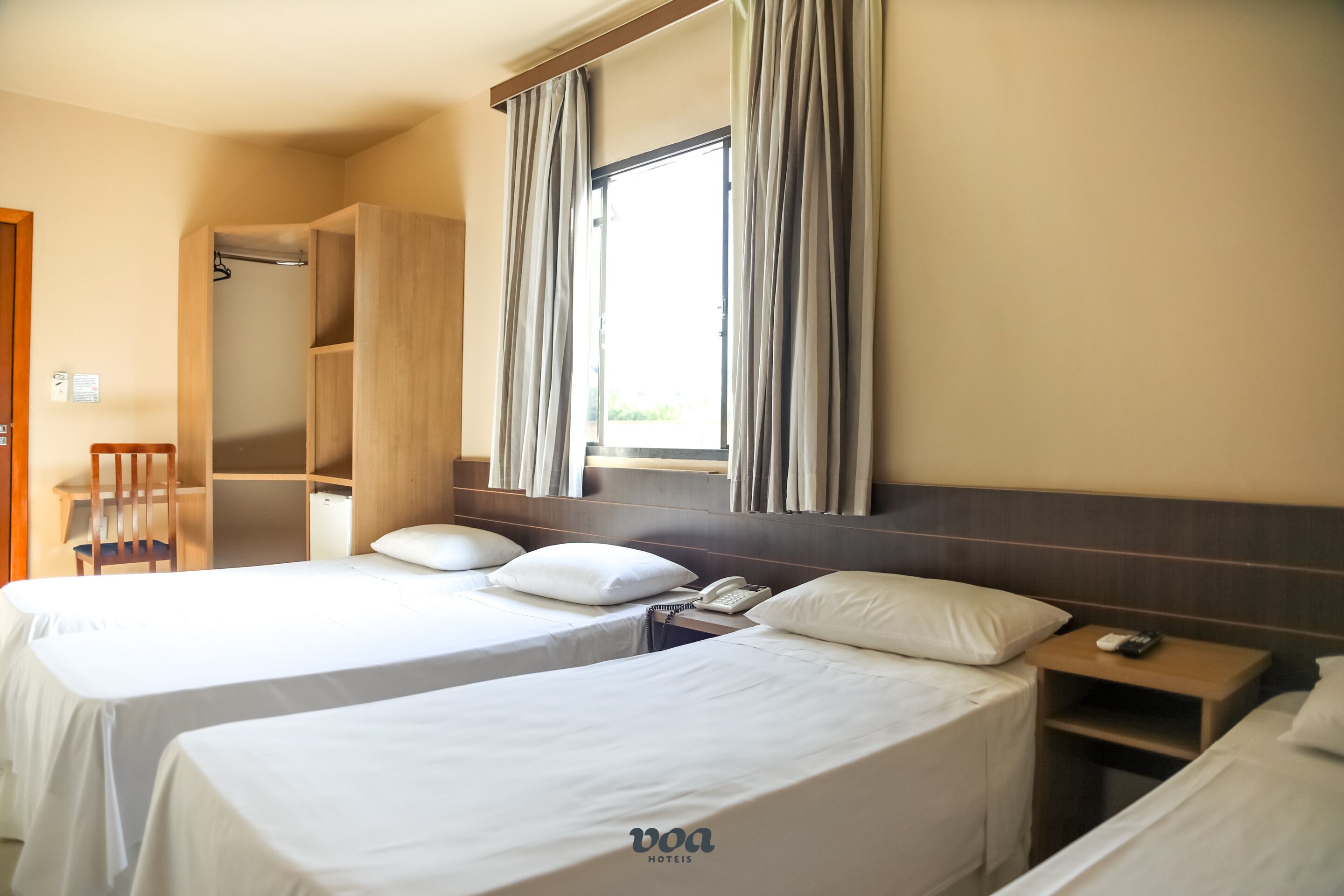 standard quadruple room | minibar, desk, free wifi, bed sheets
