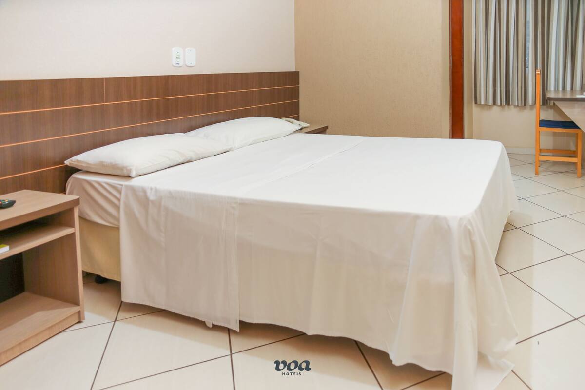 Standard Double Room | Bar mini, meja, Wi-fi percuma, cadar katil 