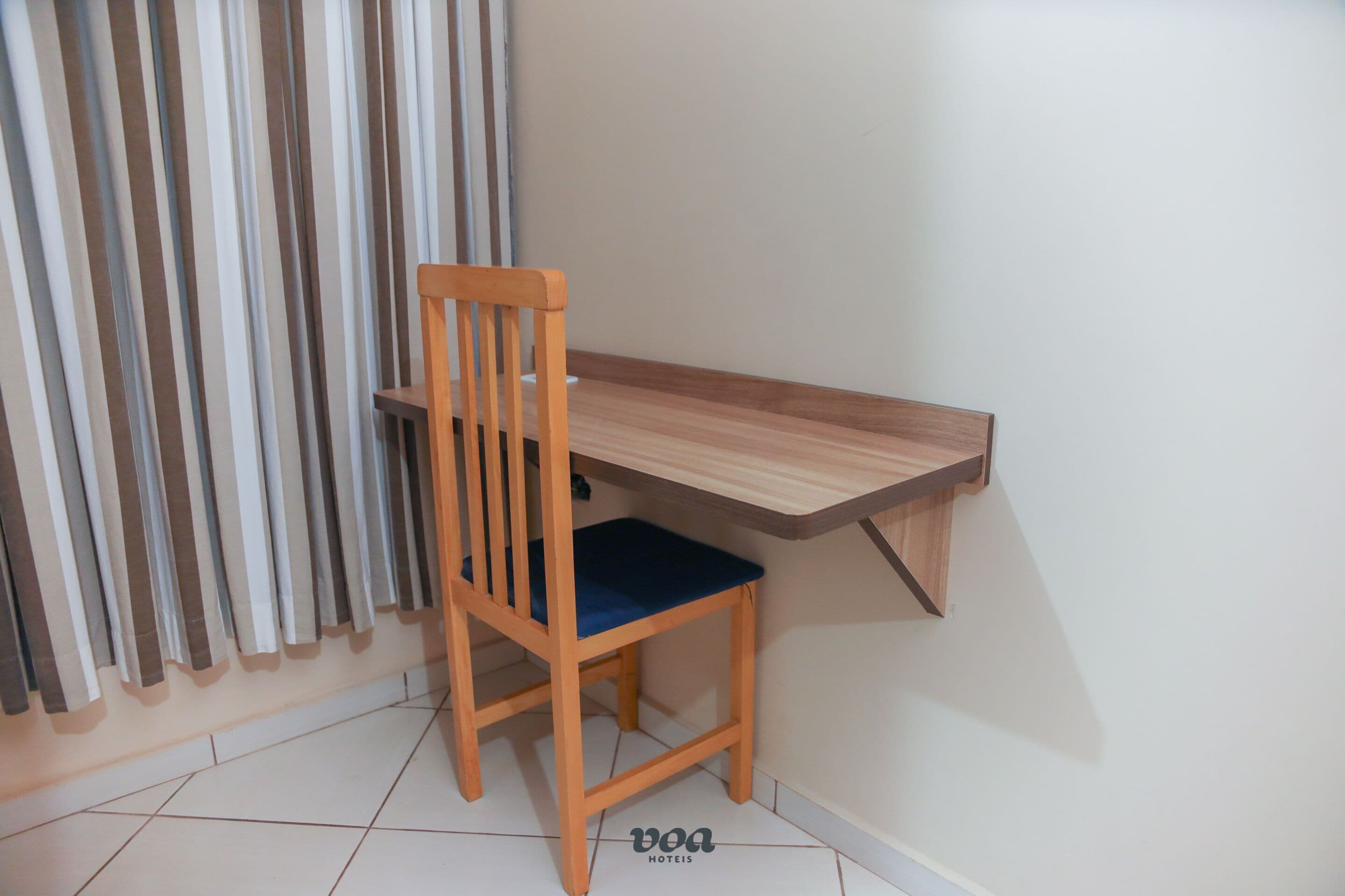 standard double room | minibar, desk, free wifi, bed sheets